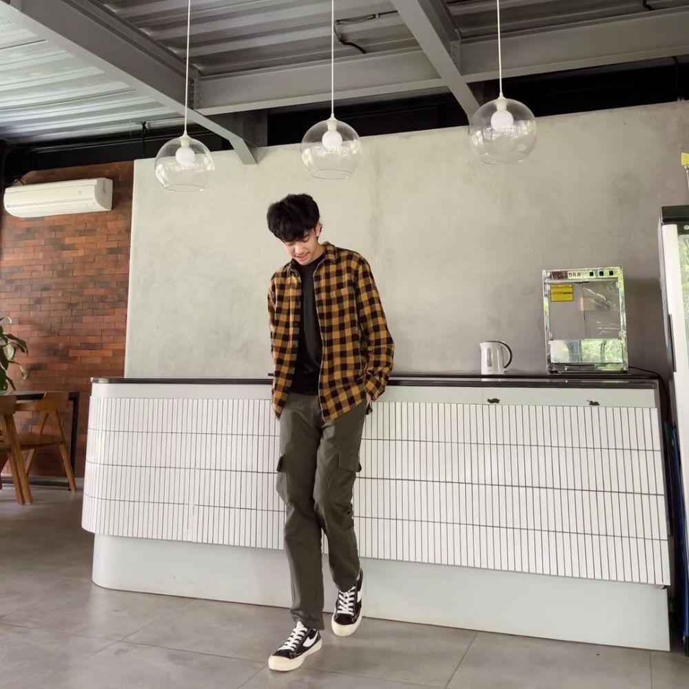 Ide Outfit Celana Cargo Pria